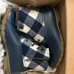 Sperry Saltwater Check Navy Boots